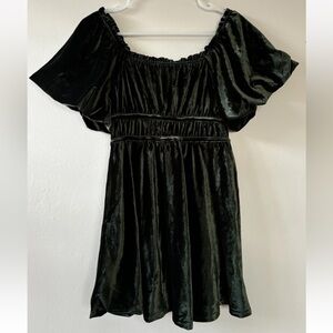 Altar’d State Dress Size Small Green Velvet Holiday Dress Puff Sleeve NEW